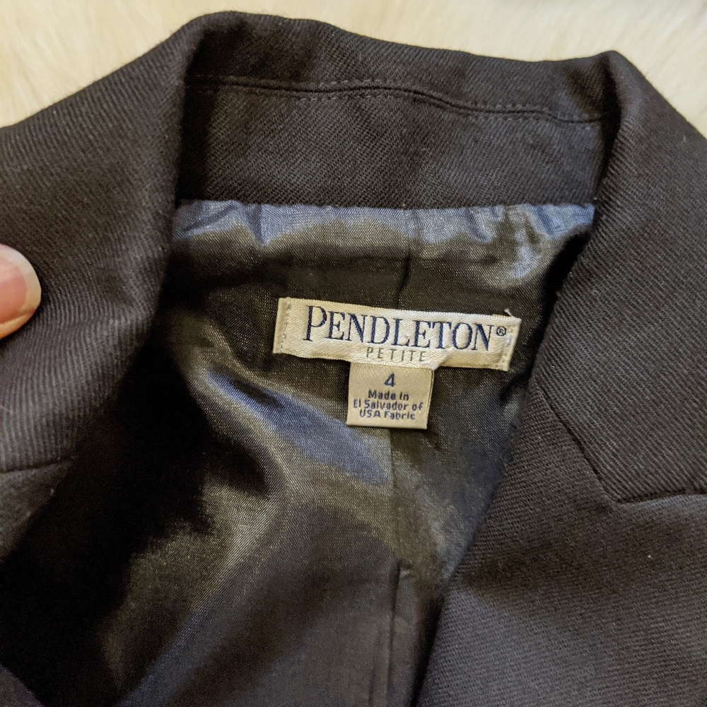 Vintage Pendleton Two Button Black Blazer. - image 7